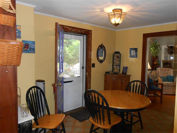 3 Currier Road Manchester, MA 01944 - Photo 5 of 9 Gallery Image 5