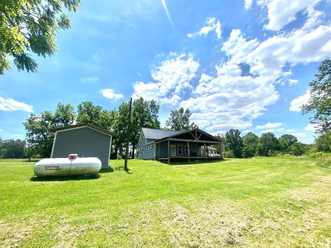 2339 East Tulip Road Bloomfield, IN 47424 - Photo 32 of 38