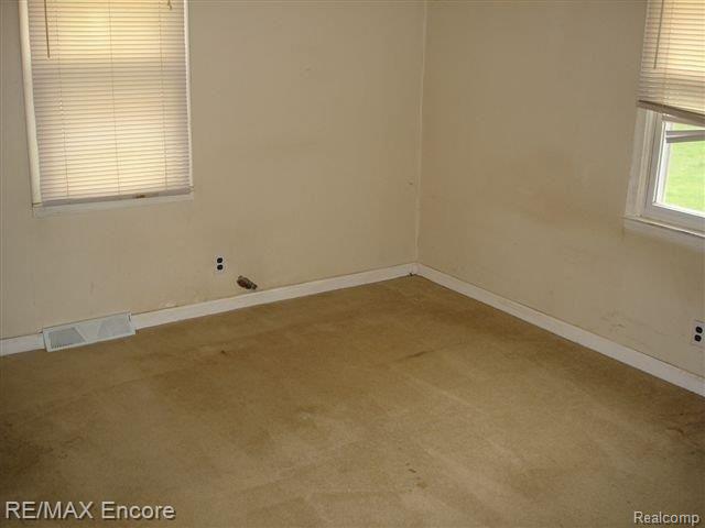 5404 Sherwood Road Oxford, MI 48371 - Photo 8 of 12 5404 Sherwood Bed 1