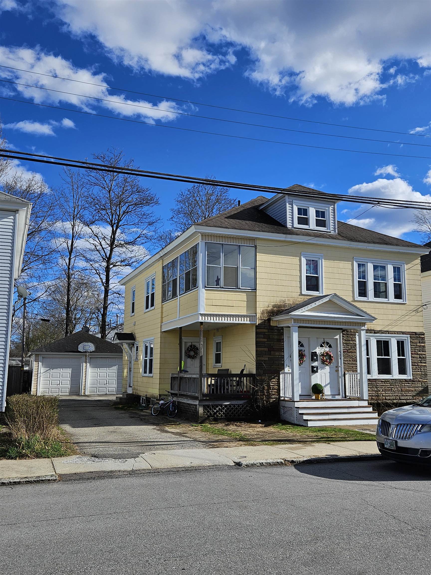52 Gilman Street Nashua, NH 03060 - Photo 4 of 12