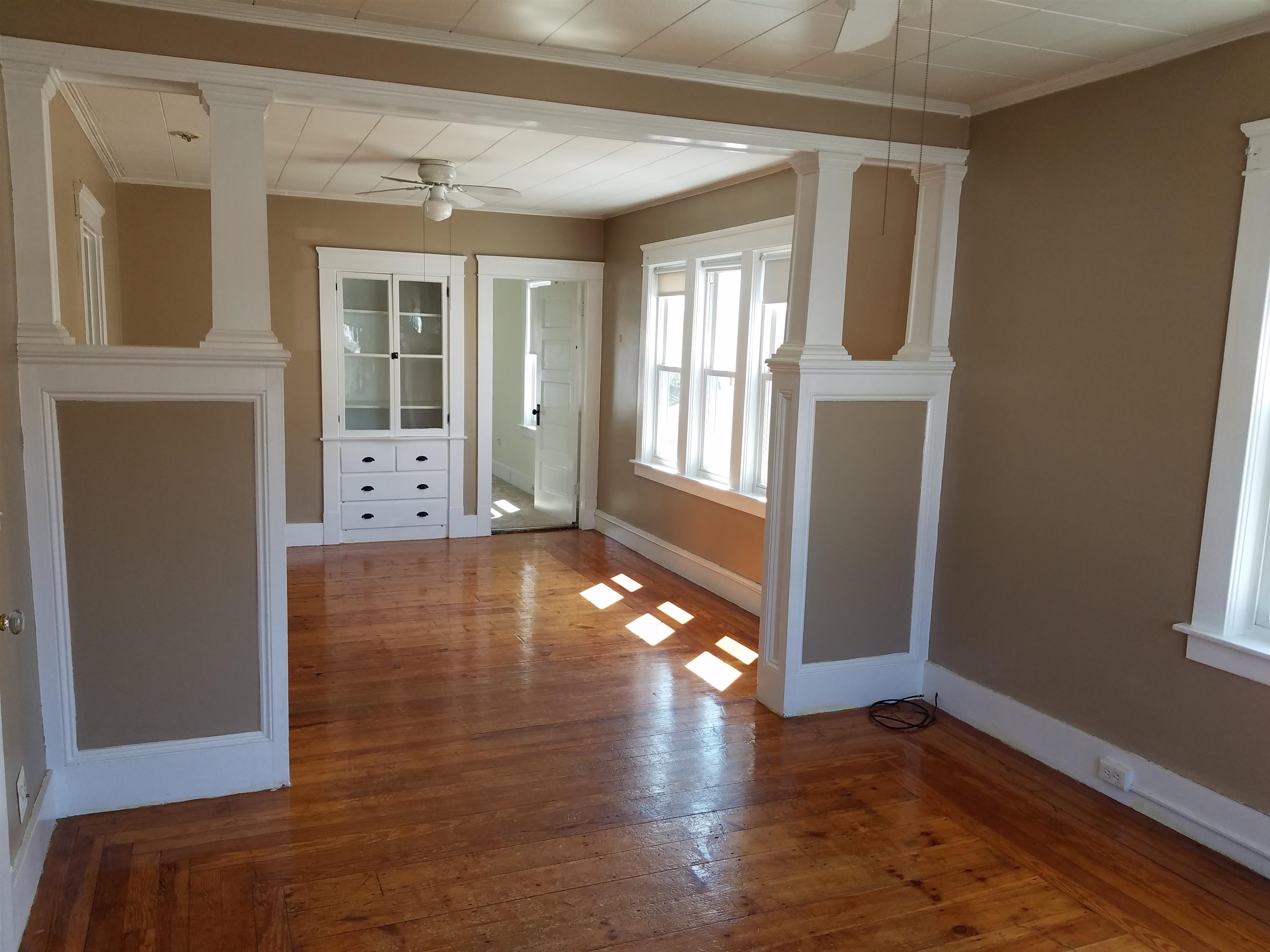 52 Gilman Street Nashua, NH 03060 - Photo 6 of 12