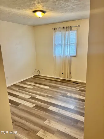 $1,200 | 107 Creek Drive, Unit 12, Johnson City, TN 37615