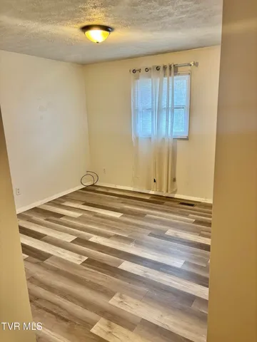 $1,250 | 107 Creek Drive, Unit 12, Johnson City, TN 37615