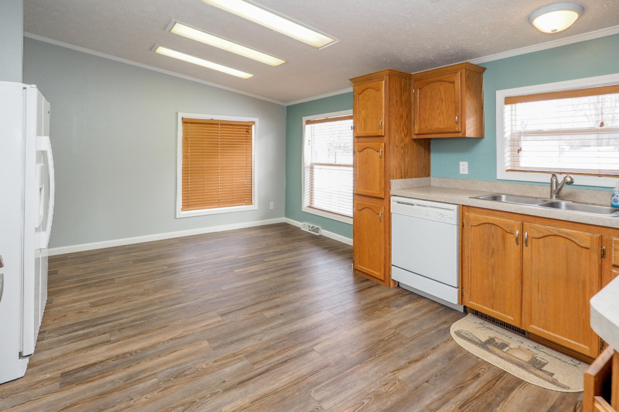 414 Harrison Street Decatur, MI 49045 - Photo 6 of 23 414 Harrison Street-105