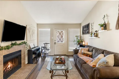 $375,000 | 806 West 24th Street, Unit 328, Austin, TX 78705