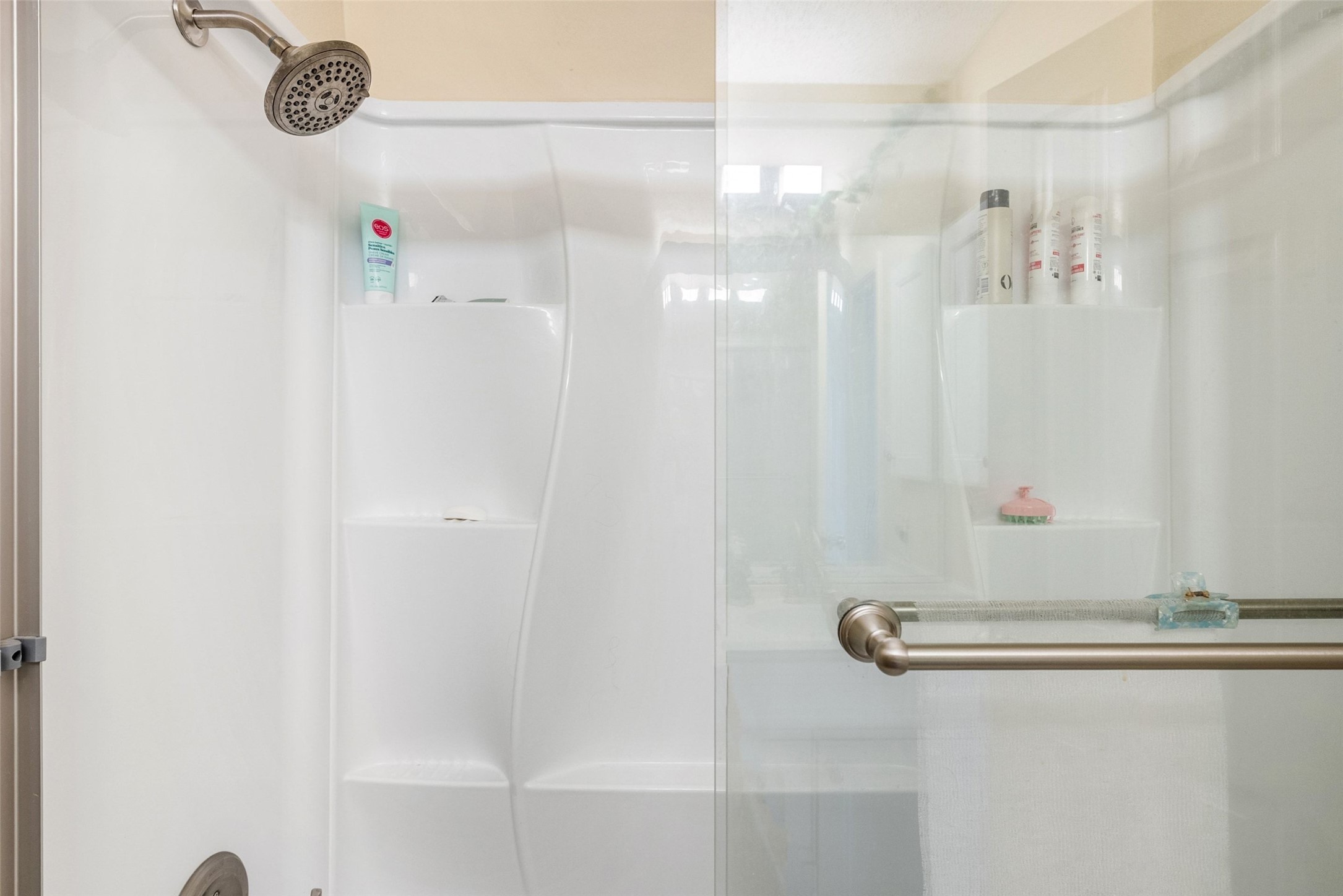 806 West 24th Street, Unit 328 Austin, TX 78705 - Photo 12 of 21 a bathroom with a shower