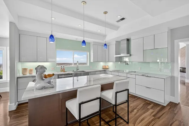 $3,680,000 | 58 Hillcrest Road, San Carlos, CA 94070