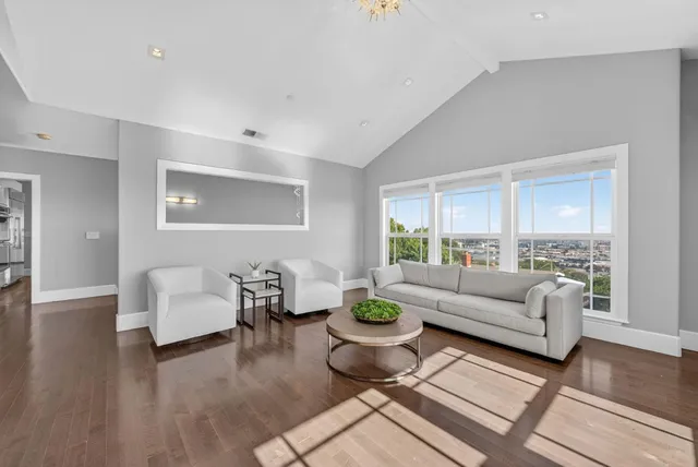 $3,680,000 | 58 Hillcrest Road, San Carlos, CA 94070