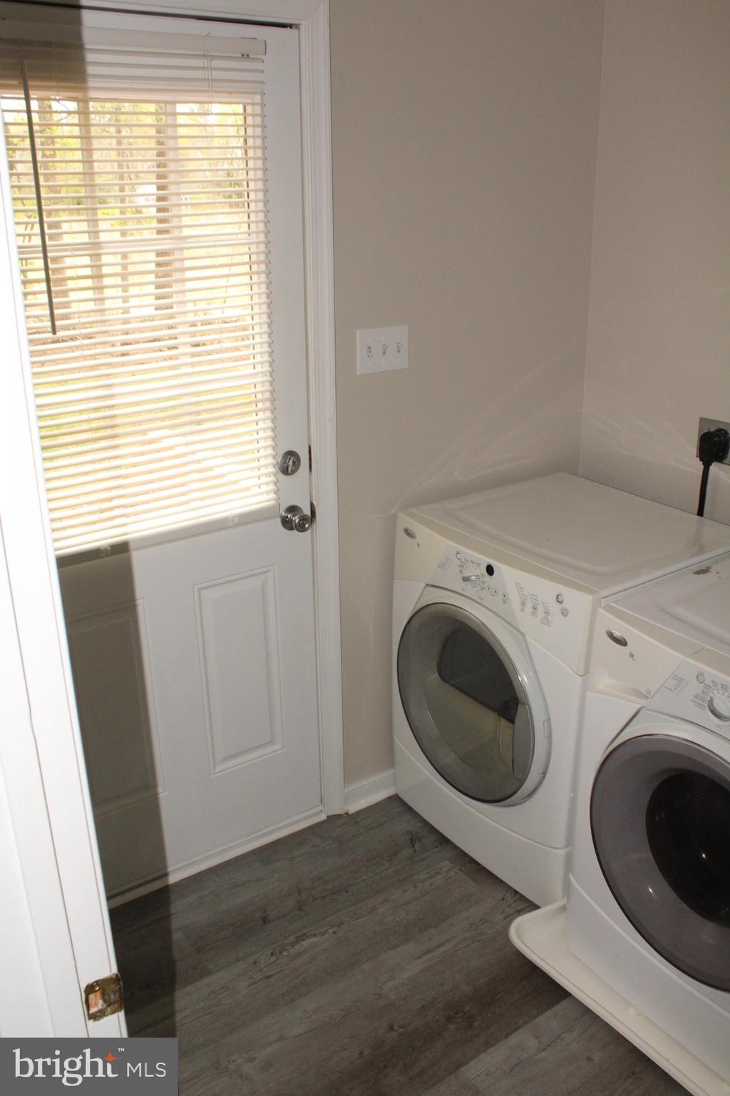 9448 Ladysmith Road Ruther Glen, VA 22546 - Photo 40 of 41 Laundry room