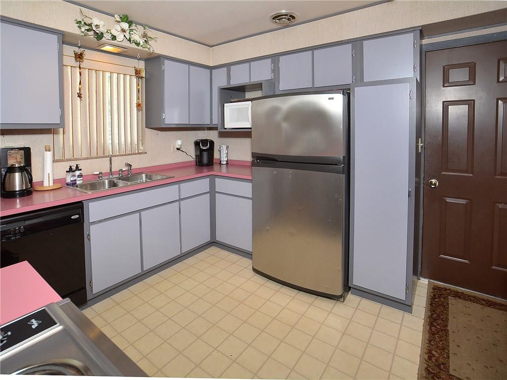 259 Arona Road North Huntingdon, PA 15642 - Photo 2 of 21 Gallery Image 2