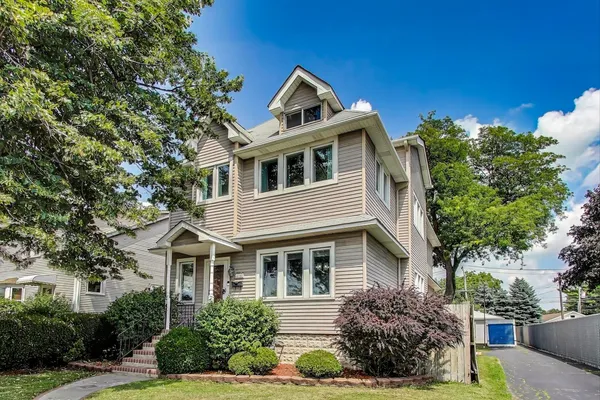 $595,000 | 9912 Irving Park Road, Schiller Park, IL 60176