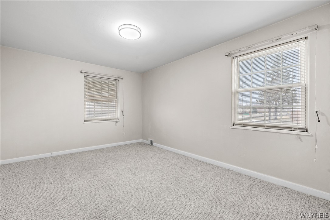 4273 Union Road Cheektowaga, NY 14225 - Photo 12 of 26