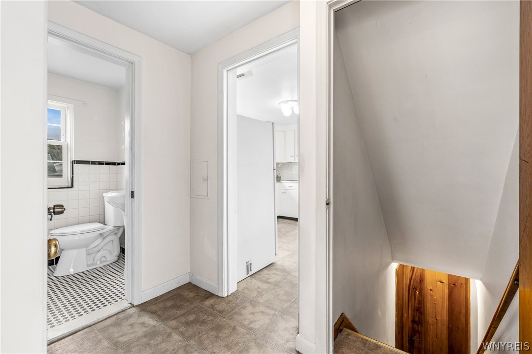 4273 Union Road Cheektowaga, NY 14225 - Photo 19 of 26