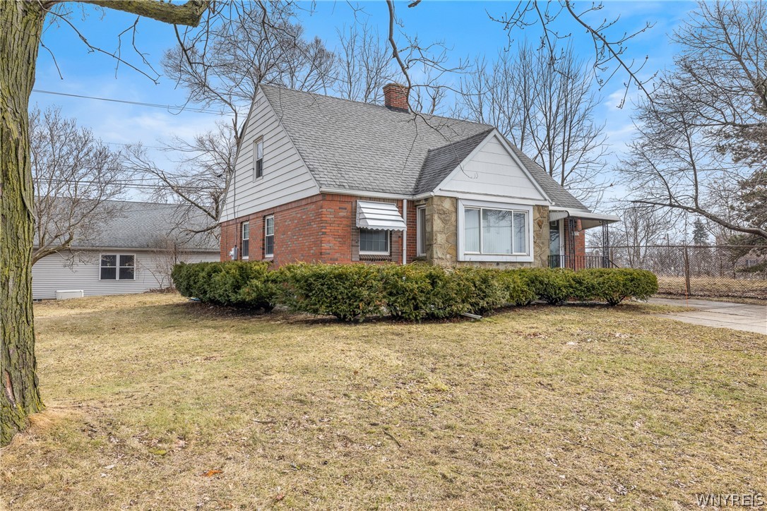 4273 Union Road Cheektowaga, NY 14225 - Photo 3 of 26