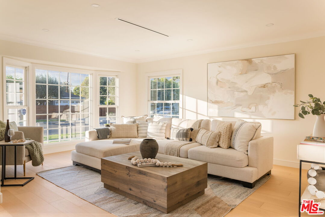 11516 Clarkson Road Los Angeles, CA 90064 - Photo 5 of 20