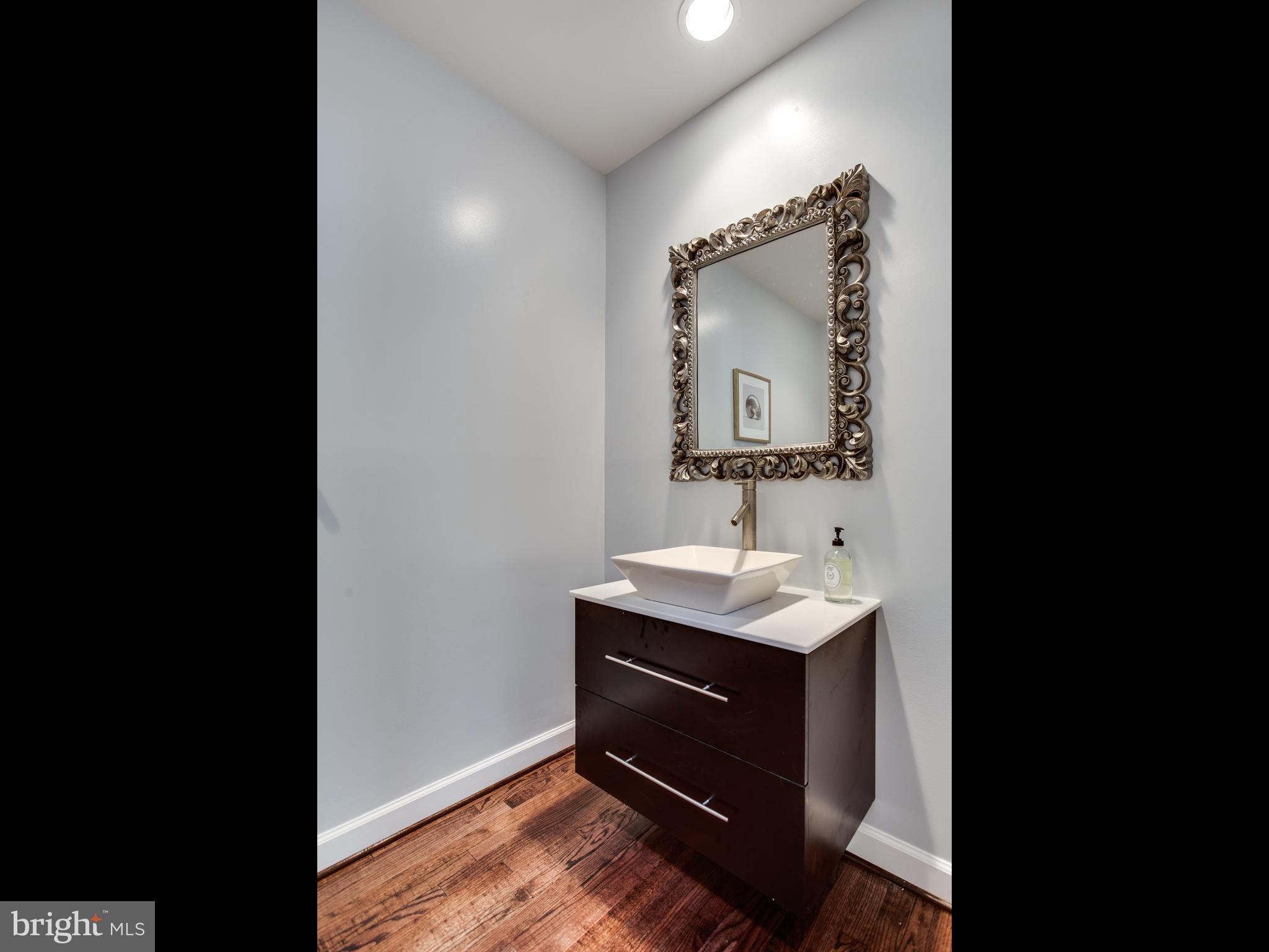 4112 Everett Street Kensington, MD 20895 - Photo 11 of 30 Powder Room
