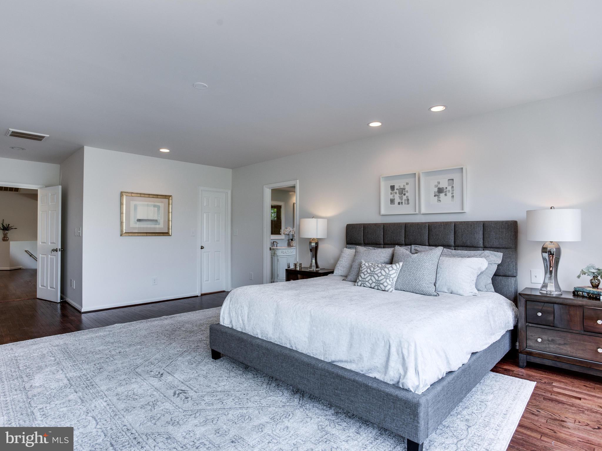 4112 Everett Street Kensington, MD 20895 - Photo 18 of 30 Bath (Master)