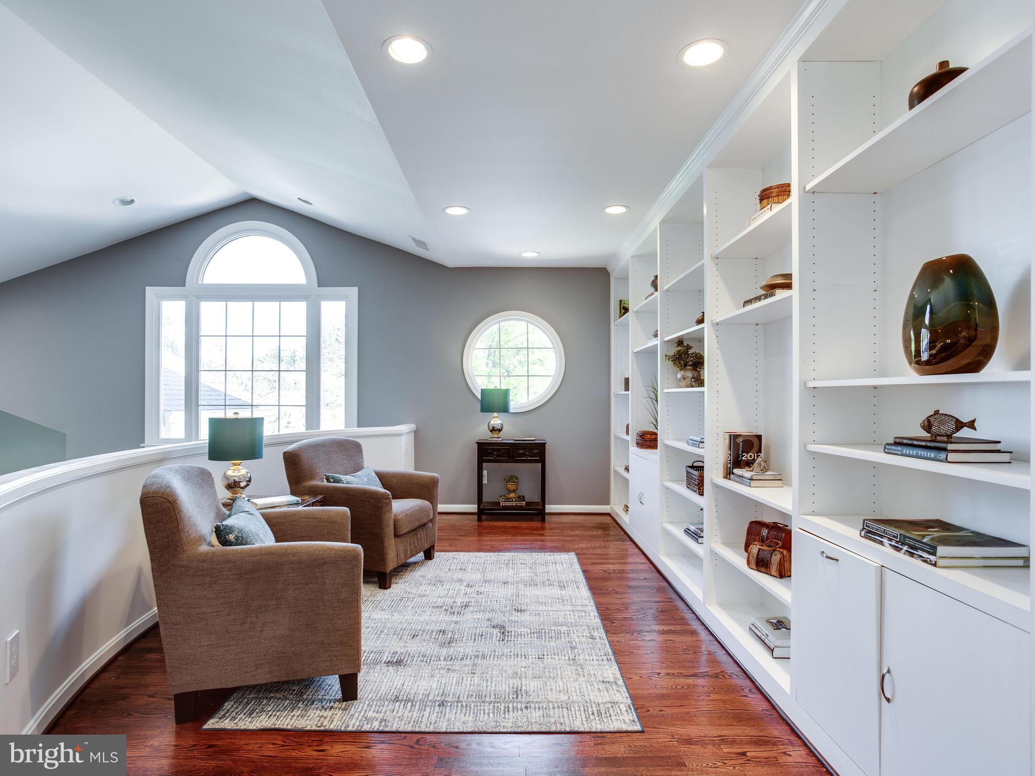 4112 Everett Street Kensington, MD 20895 - Photo 21 of 30 Library/Office loft