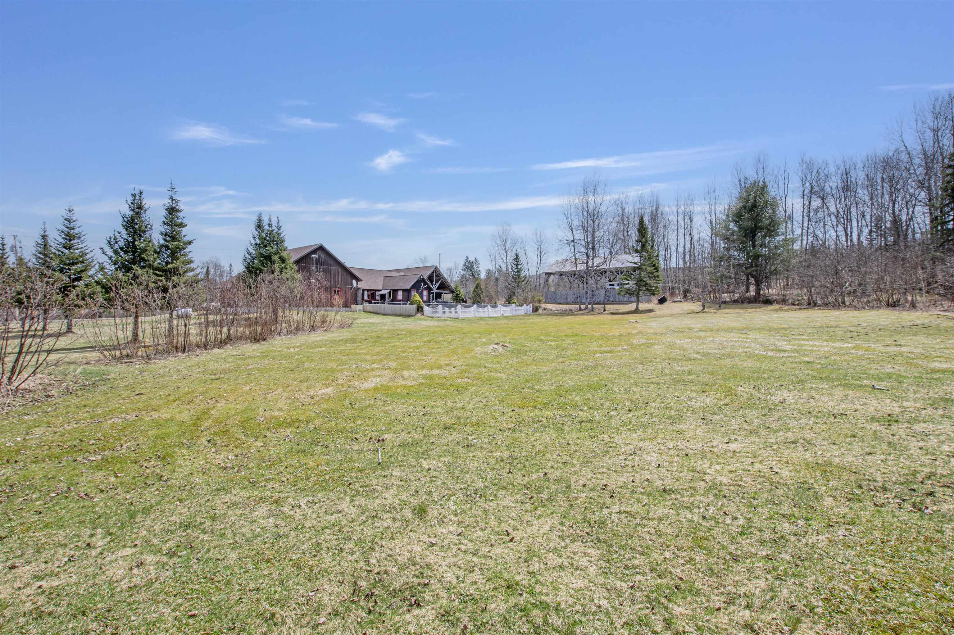 146 Claybrook Road Canaan, VT 05903 - Photo 5 of 60