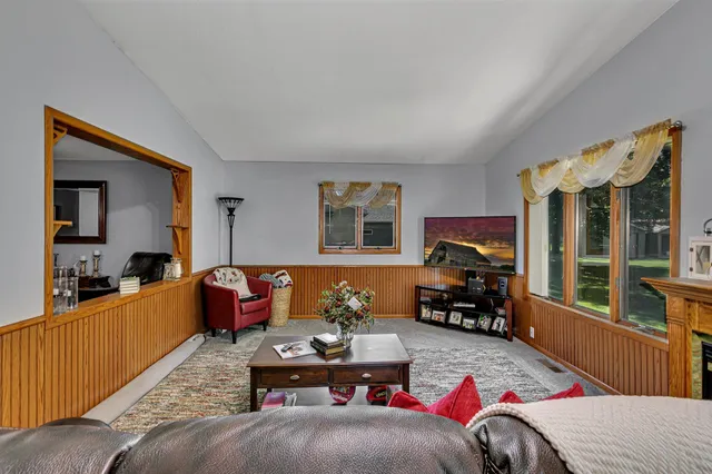 $279,999 | 241 Meadowlark Lane, Melrose, MN 56352