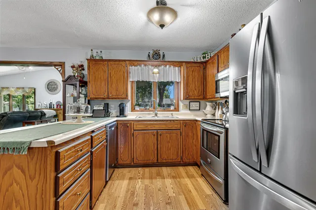 $279,999 | 241 Meadowlark Lane, Melrose, MN 56352