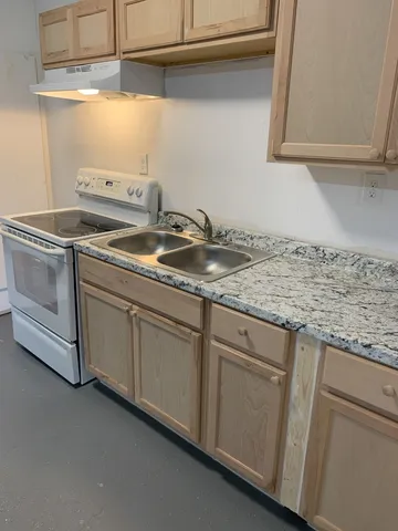 $750 | 538 Glenvale Drive, Unit B, Houston, TX 77060