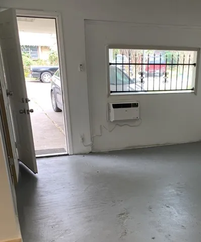 $750 | 538 Glenvale Drive, Unit B, Houston, TX 77060