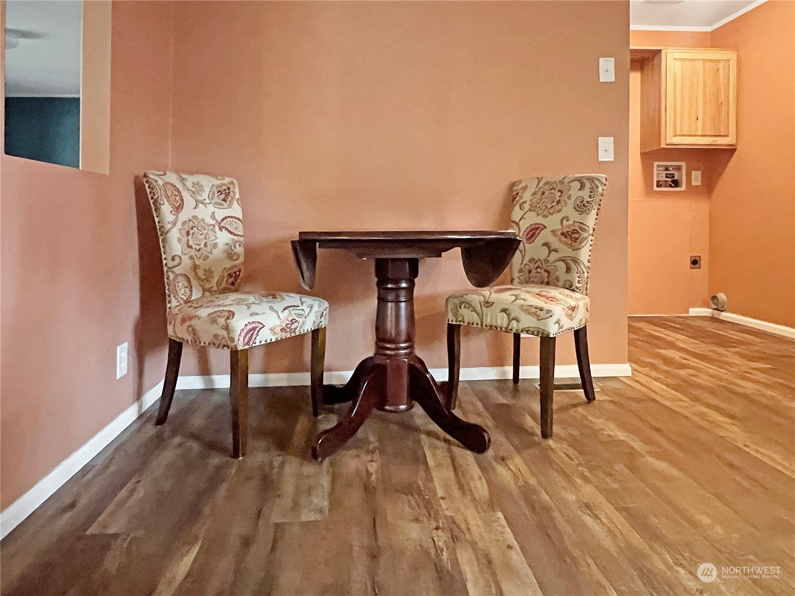 214 Chapman Road, Unit 18 Castle Rock, WA 98611 - Photo 11 of 37 Gallery Image 11