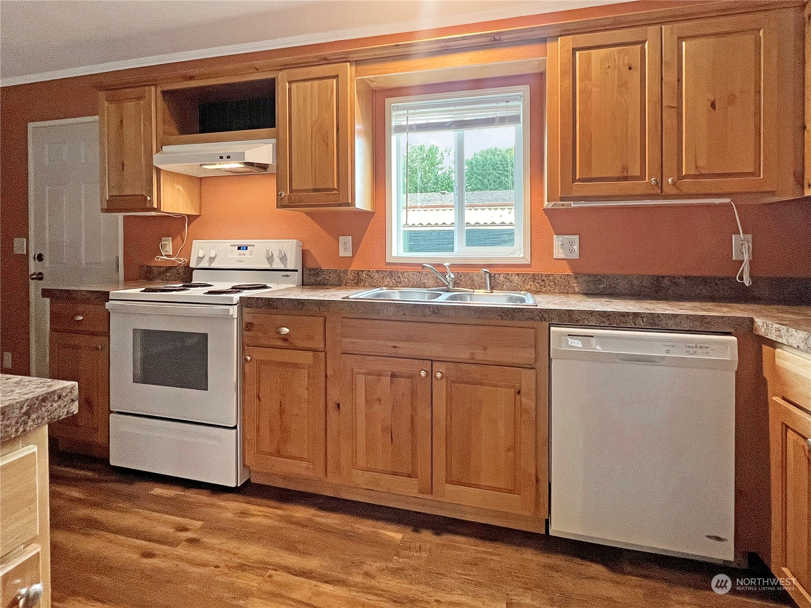 214 Chapman Road, Unit 18 Castle Rock, WA 98611 - Photo 8 of 37 Gallery Image 8