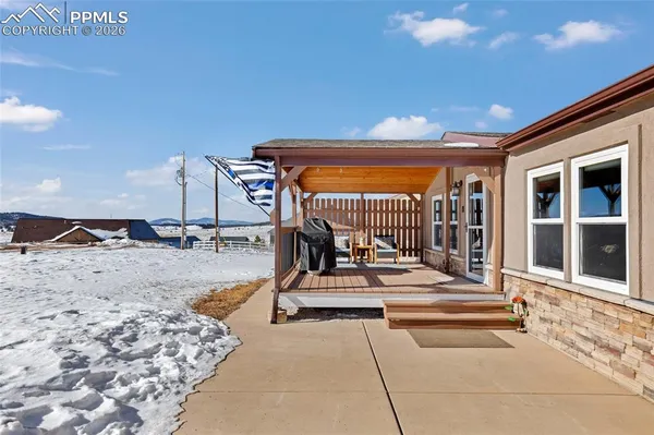 $469,000 | 83 Ridge Point Circle, Divide, CO 80814