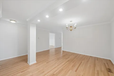 $299,000 | 411 Ashland Avenue, Unit 1A, River Forest, IL 60305