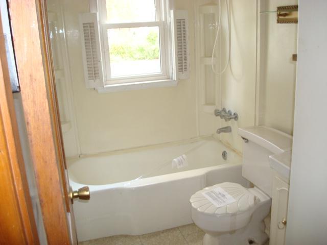 148 North Gould Road Columbus, OH 43209 - Photo 5 of 6