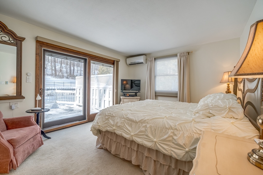 697 Florence Road Northampton, MA 01062 - Photo 15 of 41