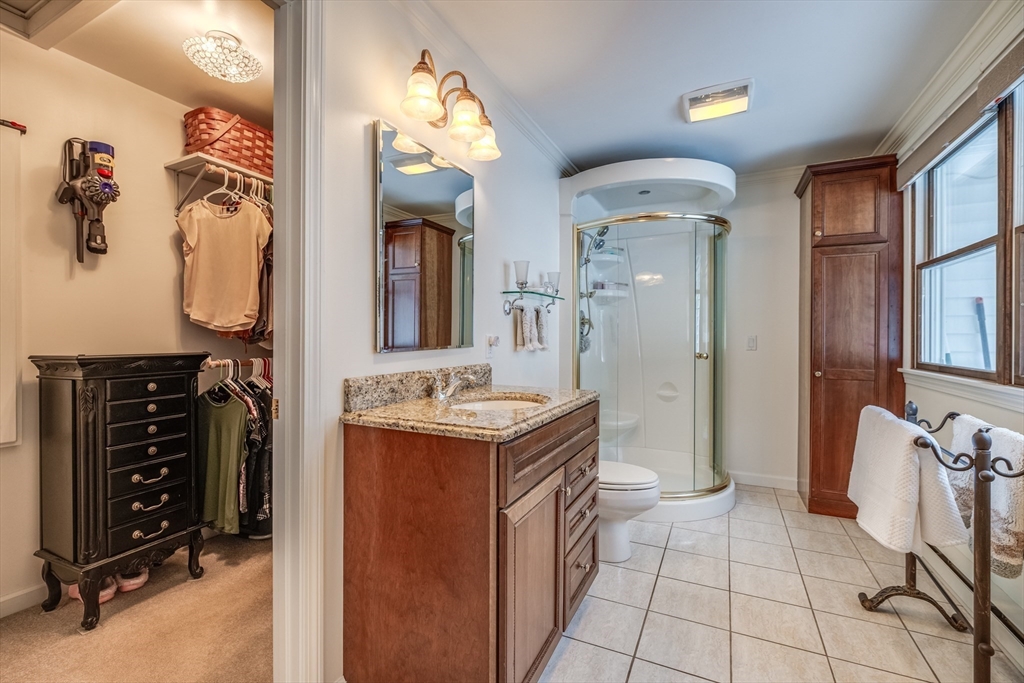 697 Florence Road Northampton, MA 01062 - Photo 18 of 41