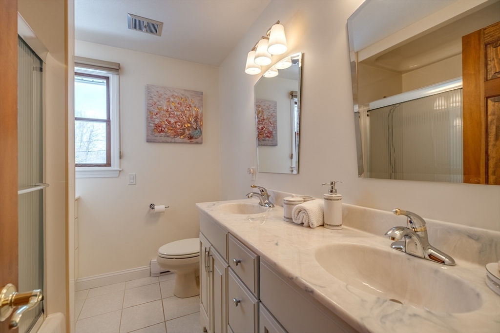 697 Florence Road Northampton, MA 01062 - Photo 21 of 41