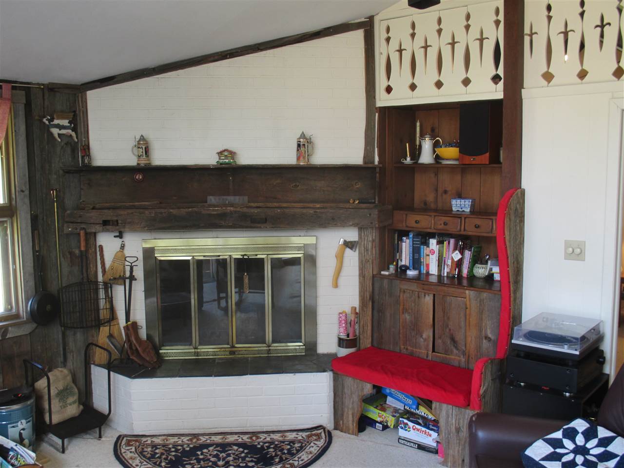 81 Stratton View Road Winhall, VT 05340 - Photo 4 of 12