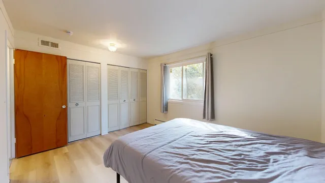 $1,800 | 1257 Island Drive, Unit 203, Ann Arbor, MI 48105