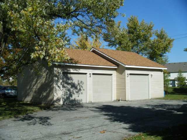 8949 Lafayette Road Indianapolis, IN 46278 - Photo 3 of 7 Gallery Image 3
