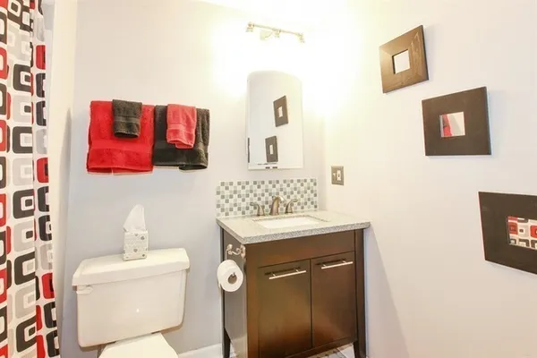 $3,600 | 2839 North Burling Street, Unit G, Chicago, IL 60657