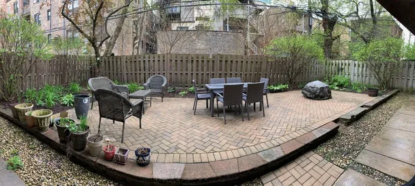 $3,600 | 2839 North Burling Street, Unit G, Chicago, IL 60657