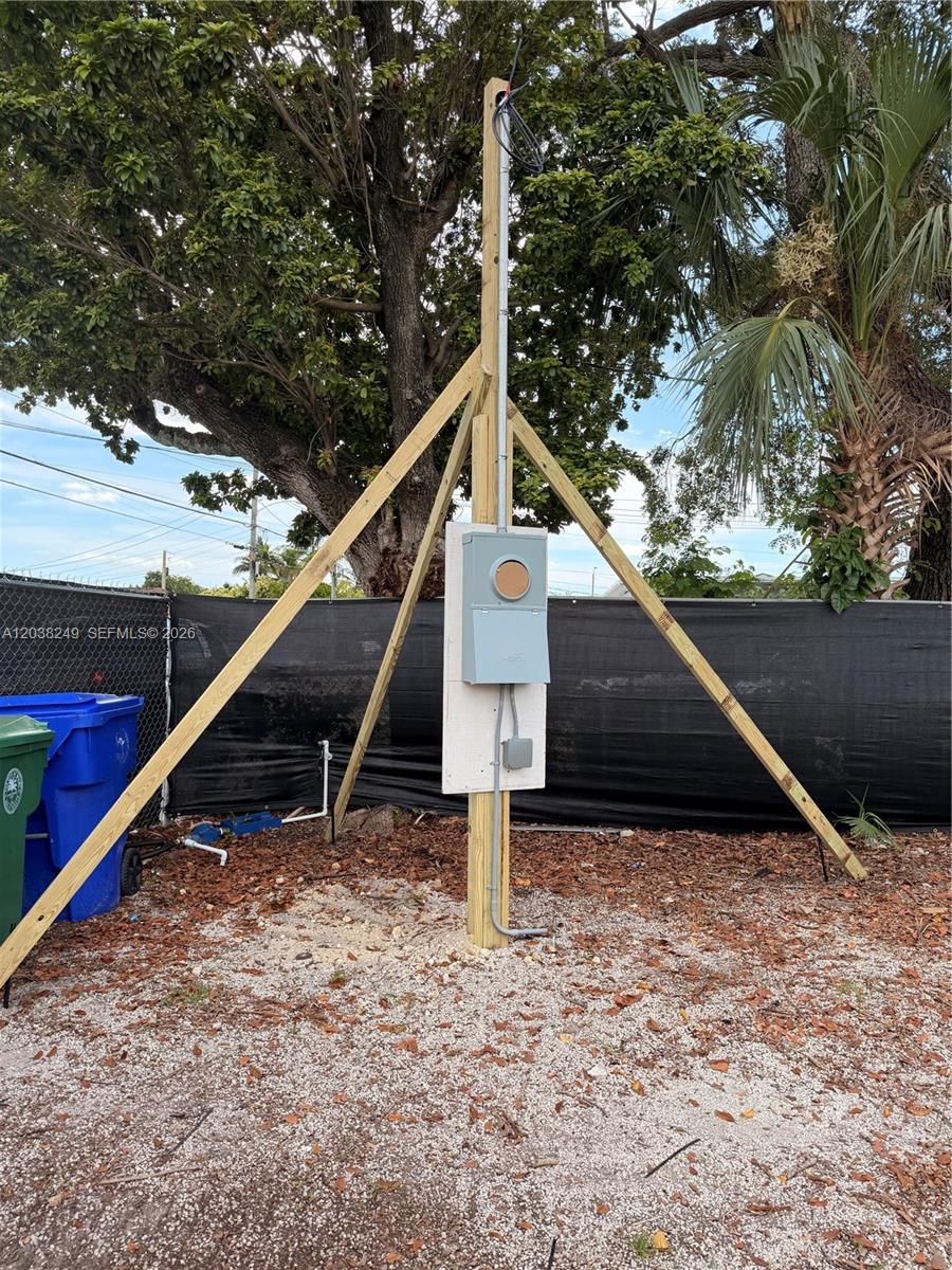 2544 Southwest 17th Street Miami, FL 33145 - Photo 3 of 4