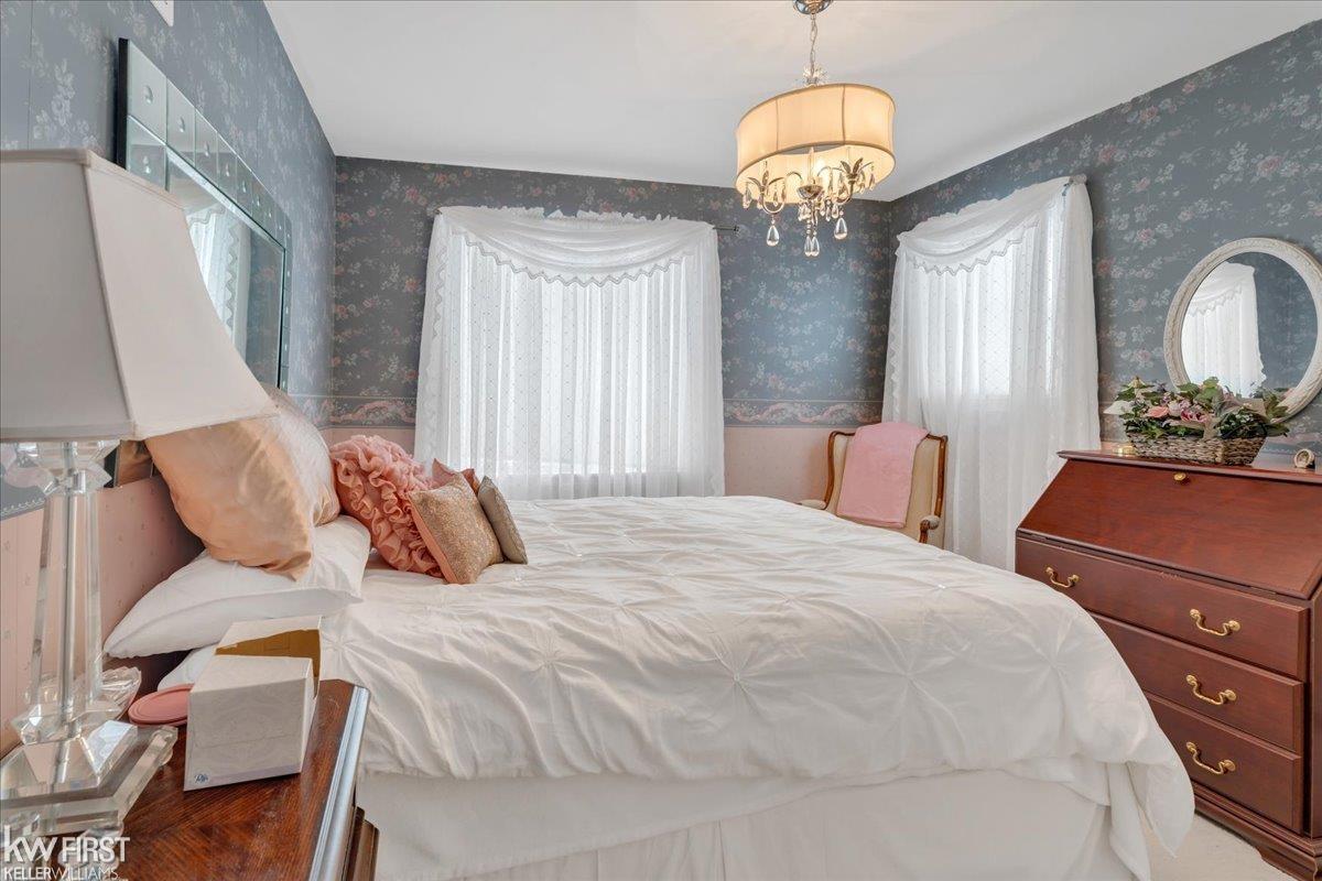 3152 Old Farm Road Flint, MI 48507 - Photo 28 of 45 50166770-70599910-9e27-4a7d-85cc-fc8f2af2bae8.JPG