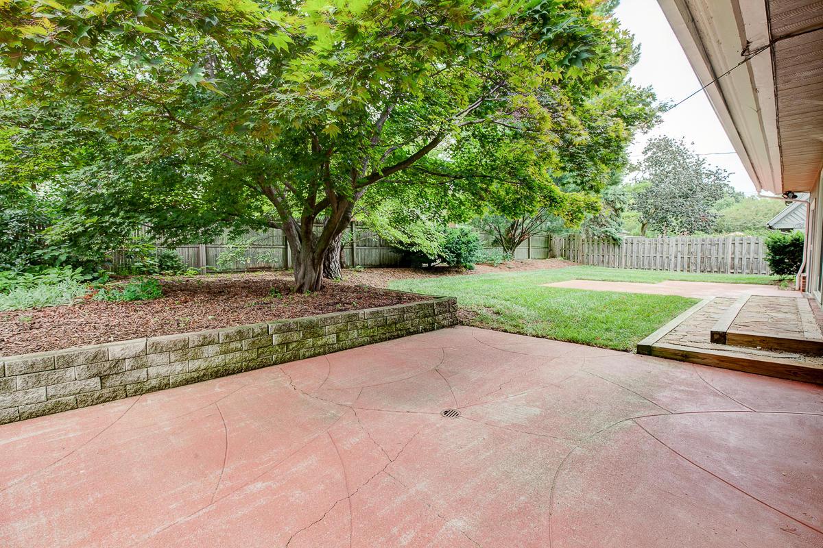 2254 McCoy Road Columbus, OH 43220 - Photo 32 of 34