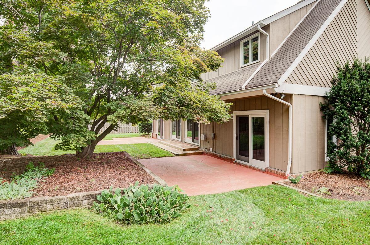2254 McCoy Road Columbus, OH 43220 - Photo 33 of 34
