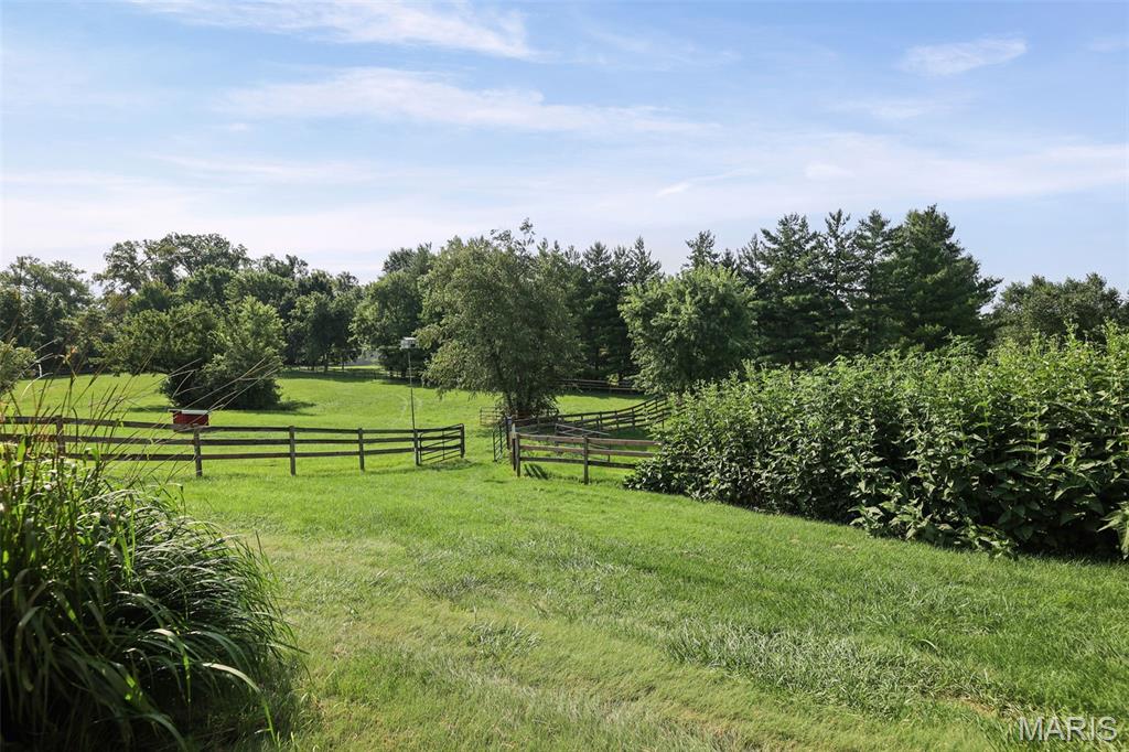 5842 Saxtown Road Millstadt, IL 62260 - Photo 16 of 57 Gallery Image 16