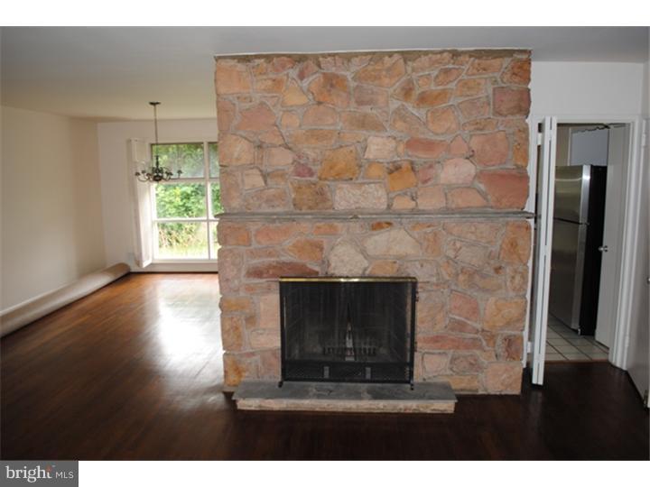 124 Whitemarsh Road Ardmore, PA 19003 - Photo 3 of 15 Living Room
