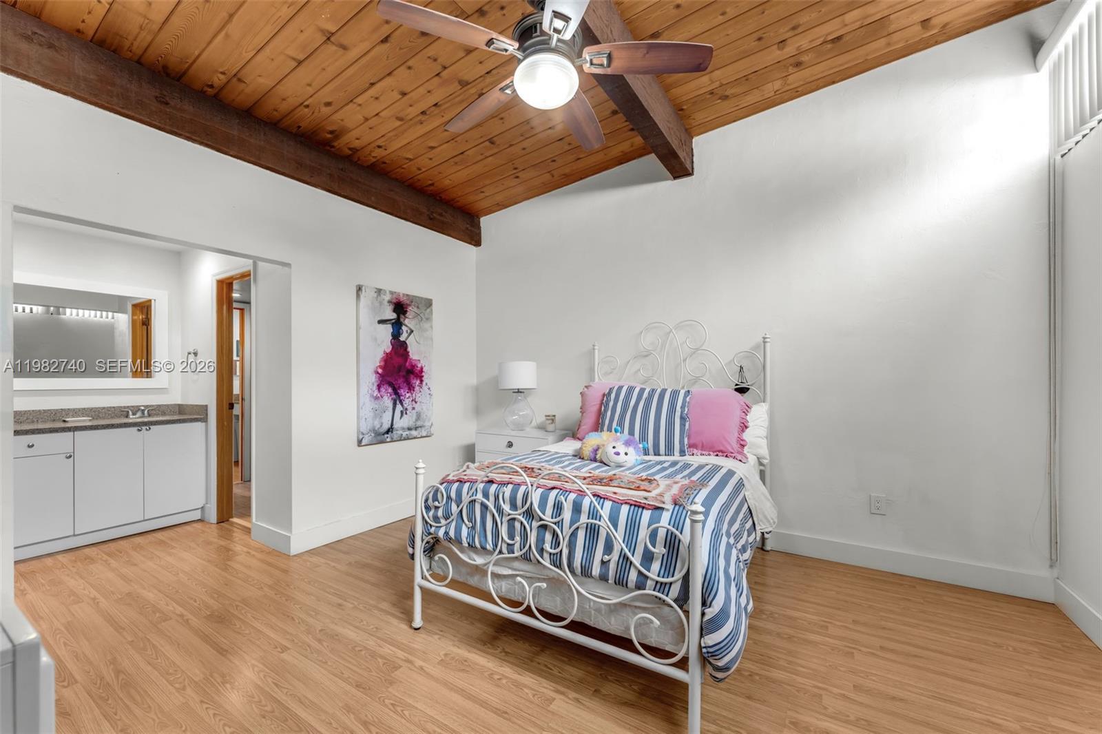7825 Southwest 103rd Place Miami, FL 33173 - Photo 17 of 47