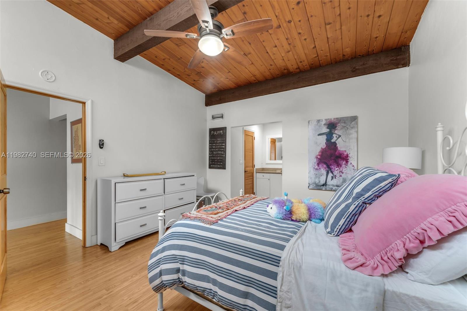 7825 Southwest 103rd Place Miami, FL 33173 - Photo 18 of 47