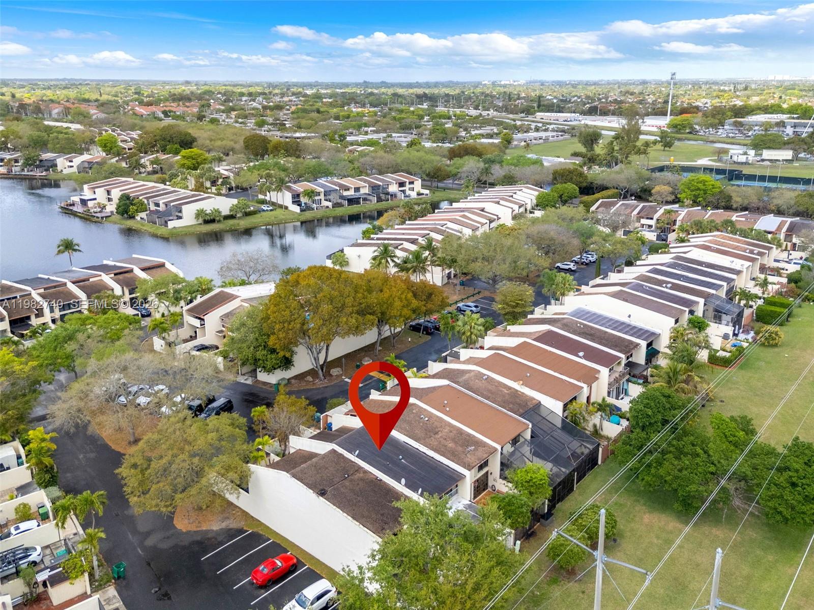 7825 Southwest 103rd Place Miami, FL 33173 - Photo 32 of 47