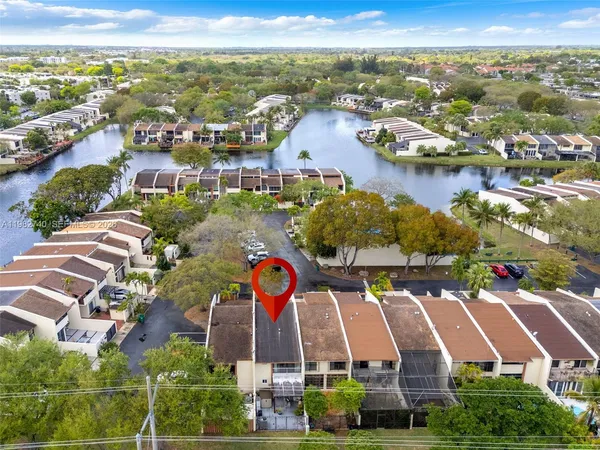 $589,900 | 7825 Southwest 103rd Place, Miami, FL 33173